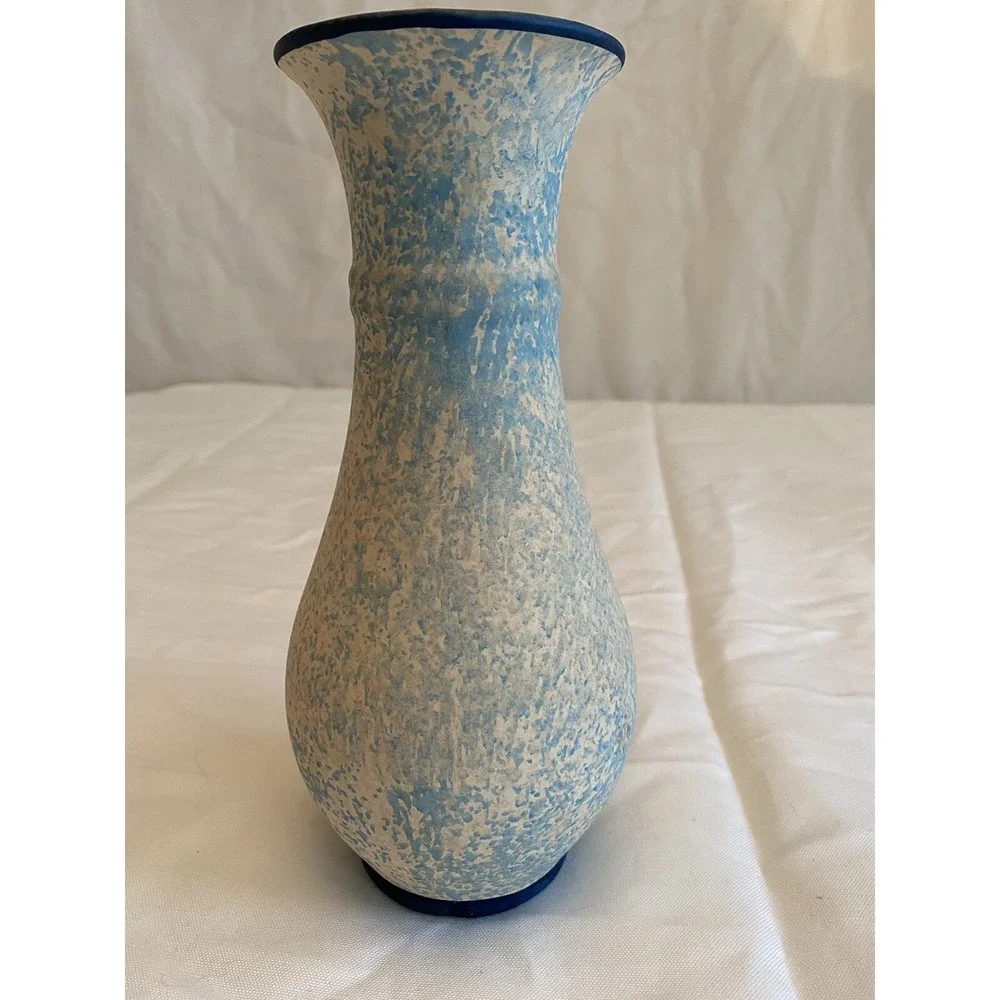 VTG 80s Hand Painted Ceramic Vase Blue Speckled‎ Floral Purple Bell Flowers 9